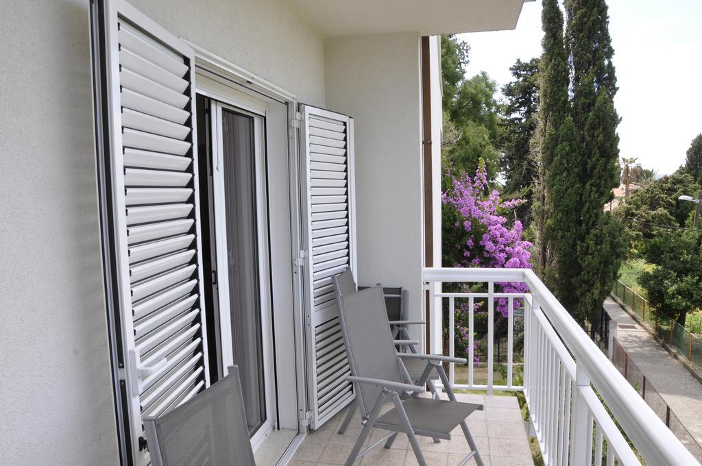 Villa Flora Kaštela Quarto foto